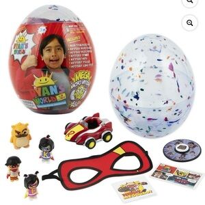 Ryan's World The Movie Mega Microverse Medium Mystery Egg Toy with Figure